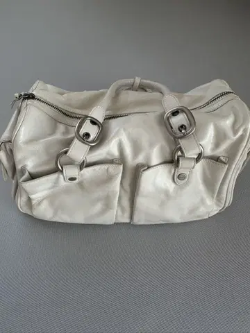 DKNY 화이트 가죽 더블 핸들 백