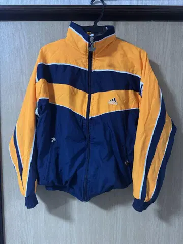 Eve 착용 유사 상품 adidas 90s 나일론 자켓