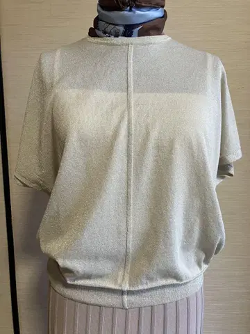 라메 믹스 베이지 드롭 숄더 반팔 상의