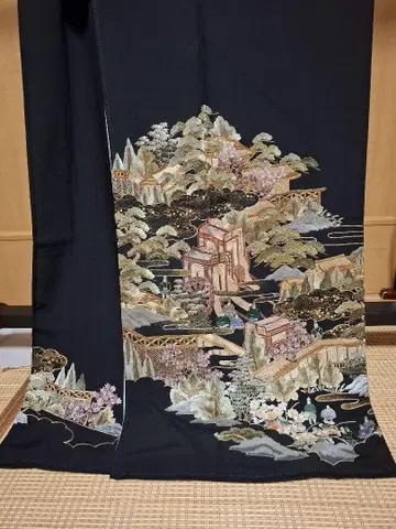 전체 자수 패턴 블랙 전통 예복 기모노