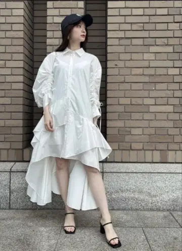 snidel 볼륨 언밸런스 헴 원피스