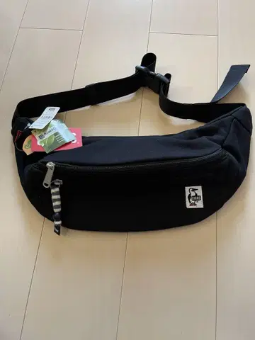 CHUMS 참즈 바디백 웨스트 파우치 블랙