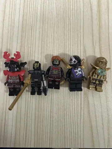 레고 미니피규어 5체 세트
