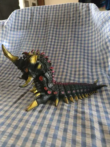 바트라 유충 소프트 비닐 BANDAI 1992년
