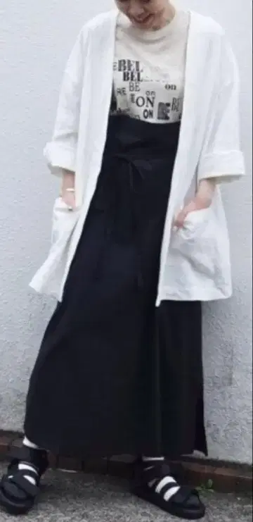 저널 스탠다드 랙스 무지 V넥 가운 자켓