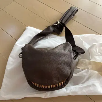 후뉴 슈링크 바디백 S