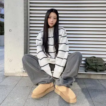 시게모리 사토미 착용 eyarn 카고 맨투맨