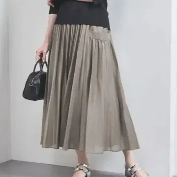 유나이티드 애로우즈 오간자 포켓 플레어 스커트 올리브