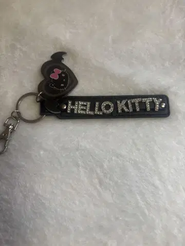 HELLO KITTY 키링 스팽글