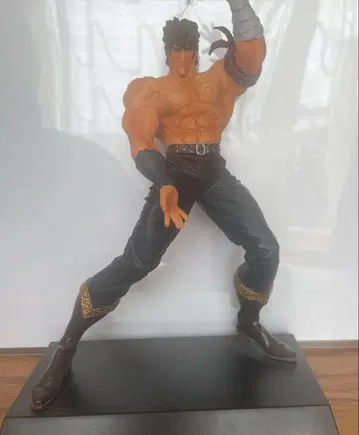 켄시로 피규어