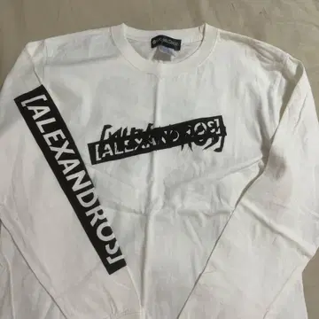 ALEXANDROS 롱T