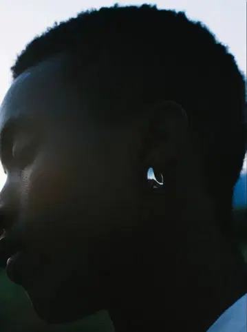 Llife PEBBLE PIERCE (한쪽 귀만)