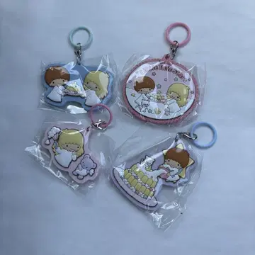 오로라 레트로 러버 참 키키라라
