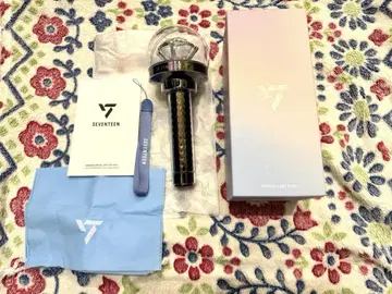 SEVENTEEN 공식 응원봉 LIGHT STICK Ver.3