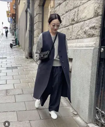 YONFA 울 베스트 네이비 미드나잇