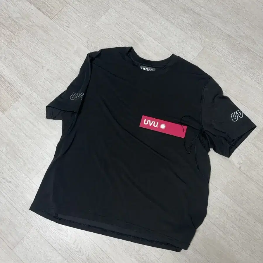G-DRAGON VERDY　Ubermensch T-Shirt　XXL VERDY x G-DRAGON Ubermensch FAM VICK T-Shirt White | eBay