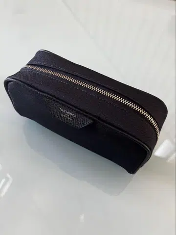 페레 모르비다 파우치