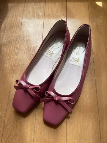 Launa lea [레인 대응] 스퀘어토 발레 슈즈