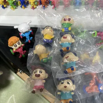 짱구는 못말려(크레용 신짱) 오바 커스텀 비클 가챠가챠 가샤폰