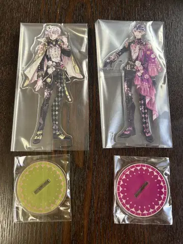 Re:vale 아이 expo 아크릴 스탠드 모모 카즈나 세트