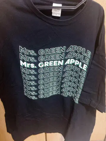 Mrs. GREEN APPLE 셔츠