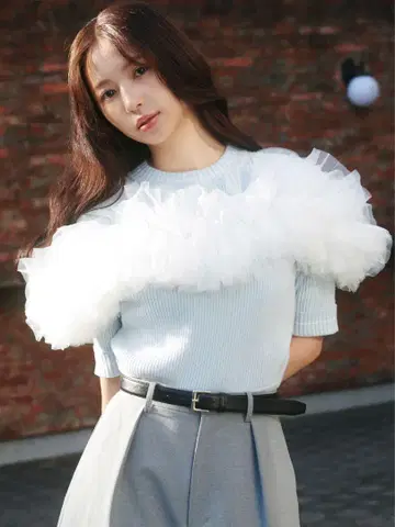 Bibiy. GISELLE TULLE KNIT 니트 튤