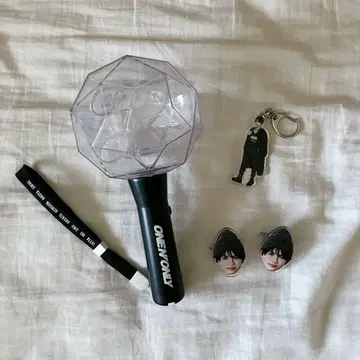 원엔 응원봉 클립 아크릴 키링 묶음 판매