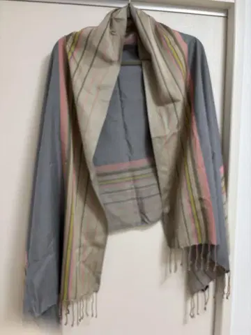 새상품급 폴스미스 100% 실크 스톨 스카프 대형