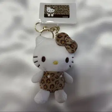 헬로키티 레오파드 무늬 드레스 키링