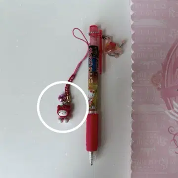 [ 새상품 레어템 ] 지역 한정 키티 딸기 스트랩 딸기 키티