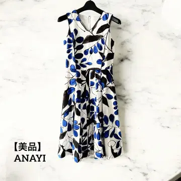 [ 새상품급 ] ANAYI 라인 플라워 프린트 V넥 원피스 36