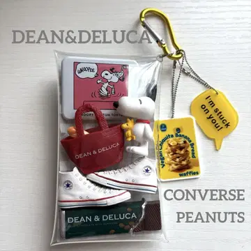 가챠 파우치 DEAN&DELUCA CONVERSE PEANUTS