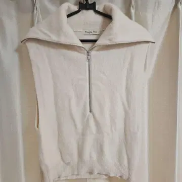 화이트 니트 베스트 지퍼 Maglia Plus 마리아 플러스