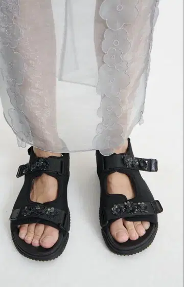 2025 미사용 새상품 cecile bahnsen 세실리 반센 샌들