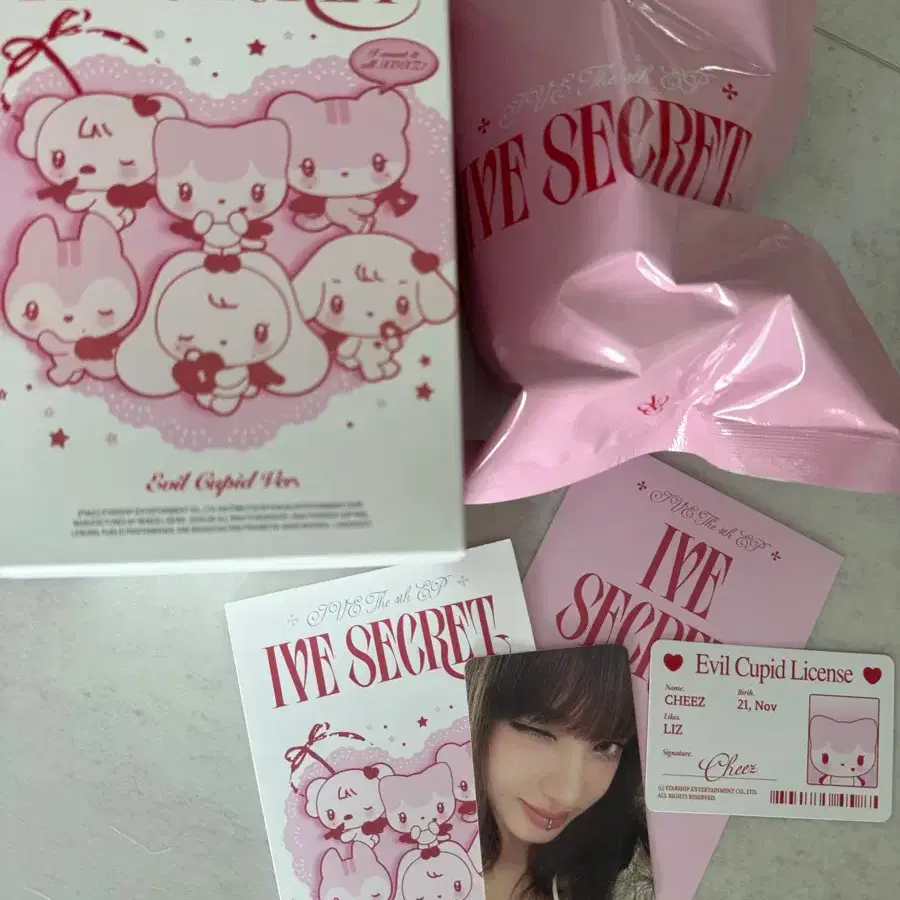 IVE SECRET EVIL CUPID Ver. MINIVE　リズ New versions are added! 💿IVE - 4th Mini Album [IVE SECRET