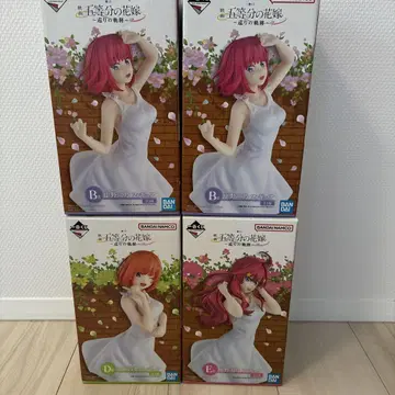 5등분의 신부 굿즈 세트 피규어, 태피스트리, 클리어 포스터 등