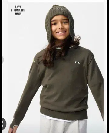 UNIQLO x AnyaHindmarch 스웨터 L