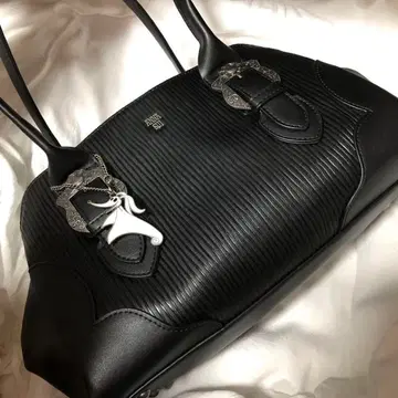 안나수이 나이트메어 백 디즈니 안나수이