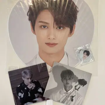 SEVENTEEN 세븐틴 JUN 준 부채 아크릴 키링 포스터 카드 2장