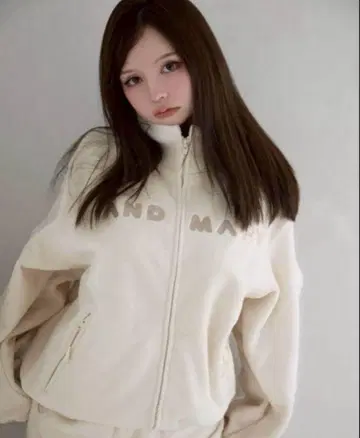 andmary Mary logo fleece jacket skirt
