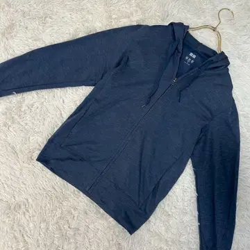 UNIQLO AIRism 후드티 아쉬 블루 S