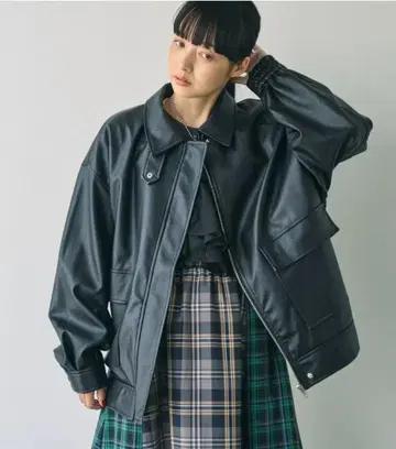 새상품급 coen 가죽 라이크 A2 자켓