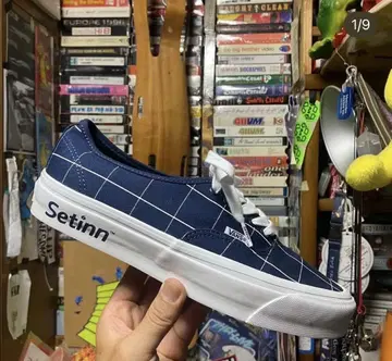 VANS. Setinn 오센틱 스니커즈