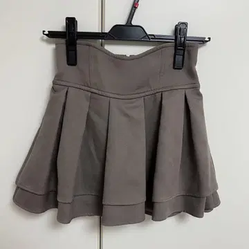 미셸 마카롱 슬림 레그 스커트 모카 베이지 xs