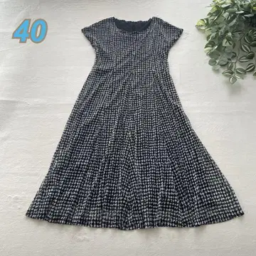 새상품급 스페치오 소프트 파워넷 원피스 40 모노톤