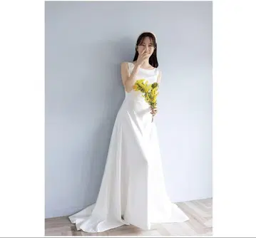화이트 A라인 웨딩 드레스
