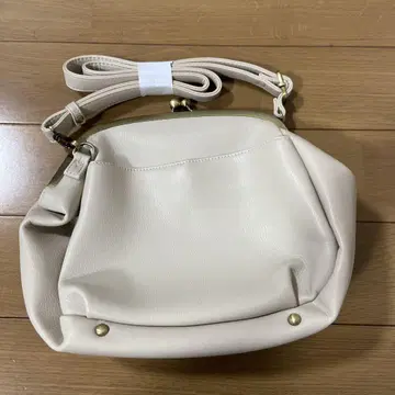 가마구치 숄더백