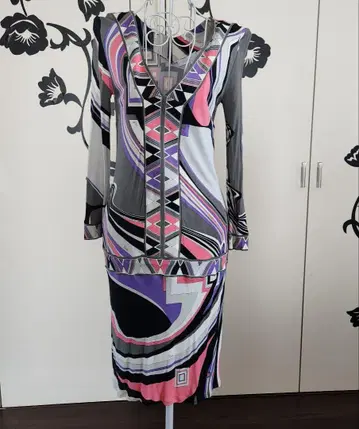 EMILIO PUCCI 기하학 패턴 긴팔 무릎 기장 원피스