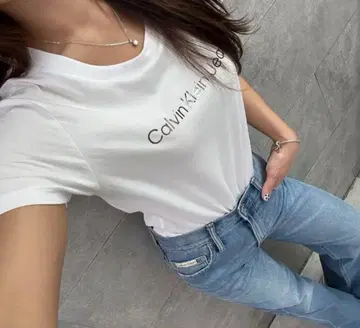 캘빈클라인 진스 화이트 T셔츠 S 캘빈클라인