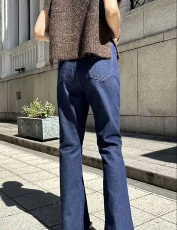 Ulu select shop 세미 플레어 청바지